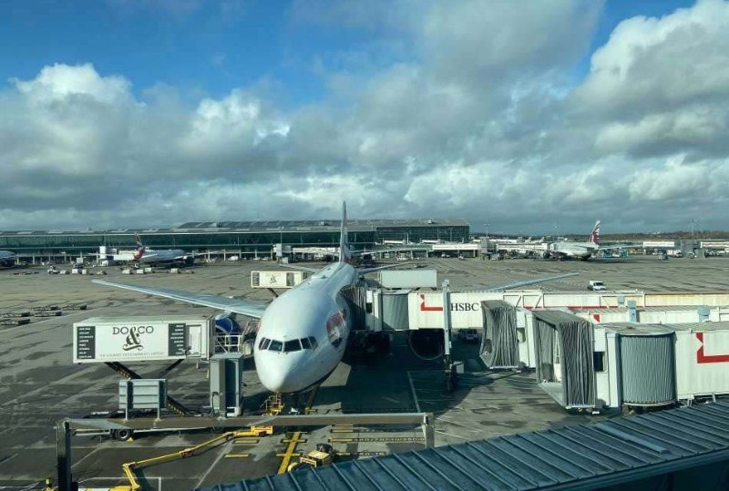 Descubre la mejor forma de cómo llegar del aeropuerto de Heathrow al centro de Londres. ¡Ahorra tiempo y dinero con nuestros consejos de transporte!